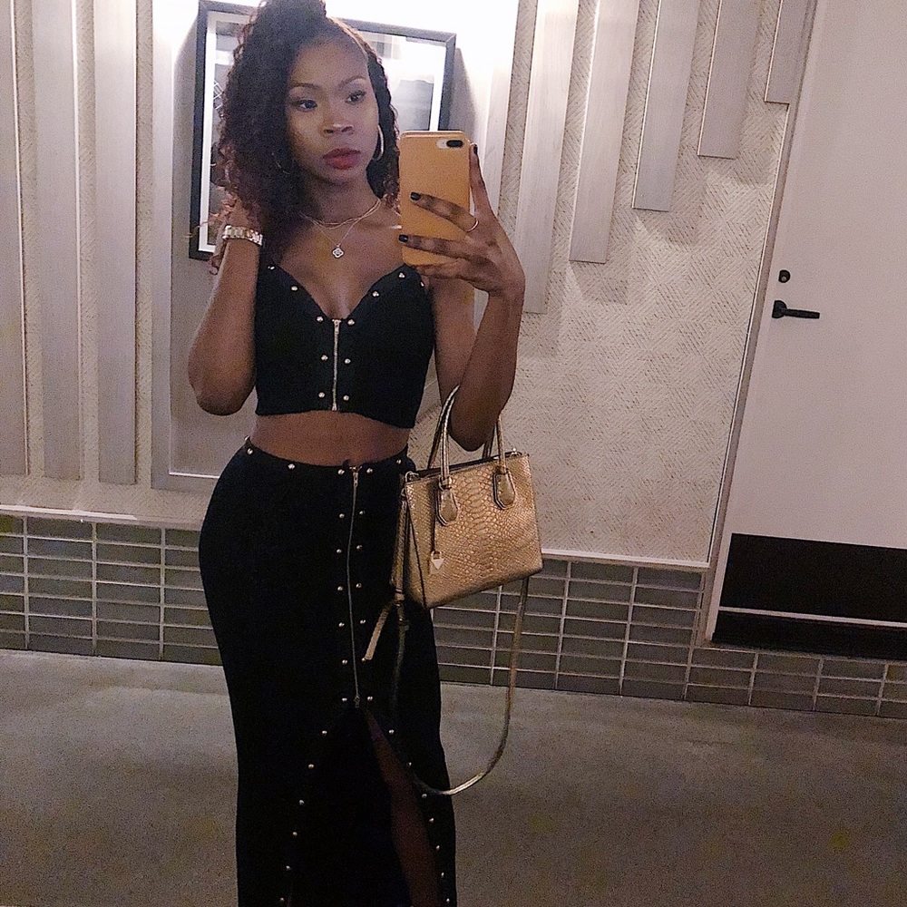 Studded Matching Set - Picture 2 of 6